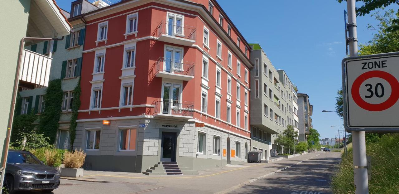 Easyhotel Zurich West Exterior photo